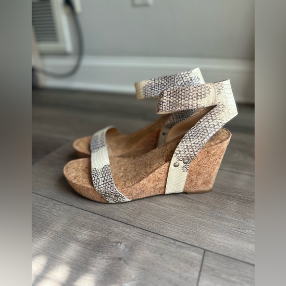 Lucky Brand McDowell Wedges - Size 10 - Picture 7 of 8